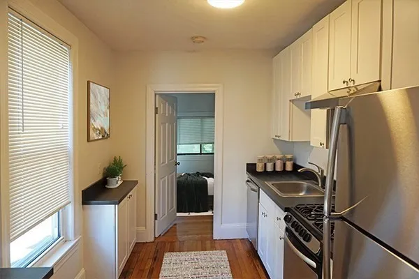 $2,700 | 145 Brown Street, Unit 2F, Waltham, MA 02453