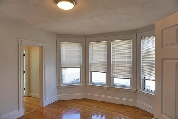 $2,700 | 145 Brown Street, Unit 2F, Waltham, MA 02453