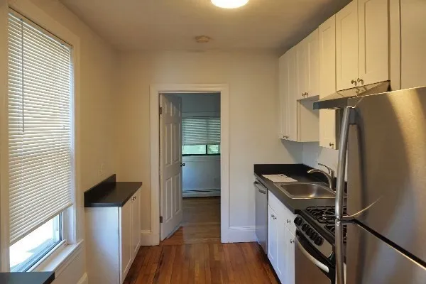 $2,700 | 145 Brown Street, Unit 2F, Waltham, MA 02453