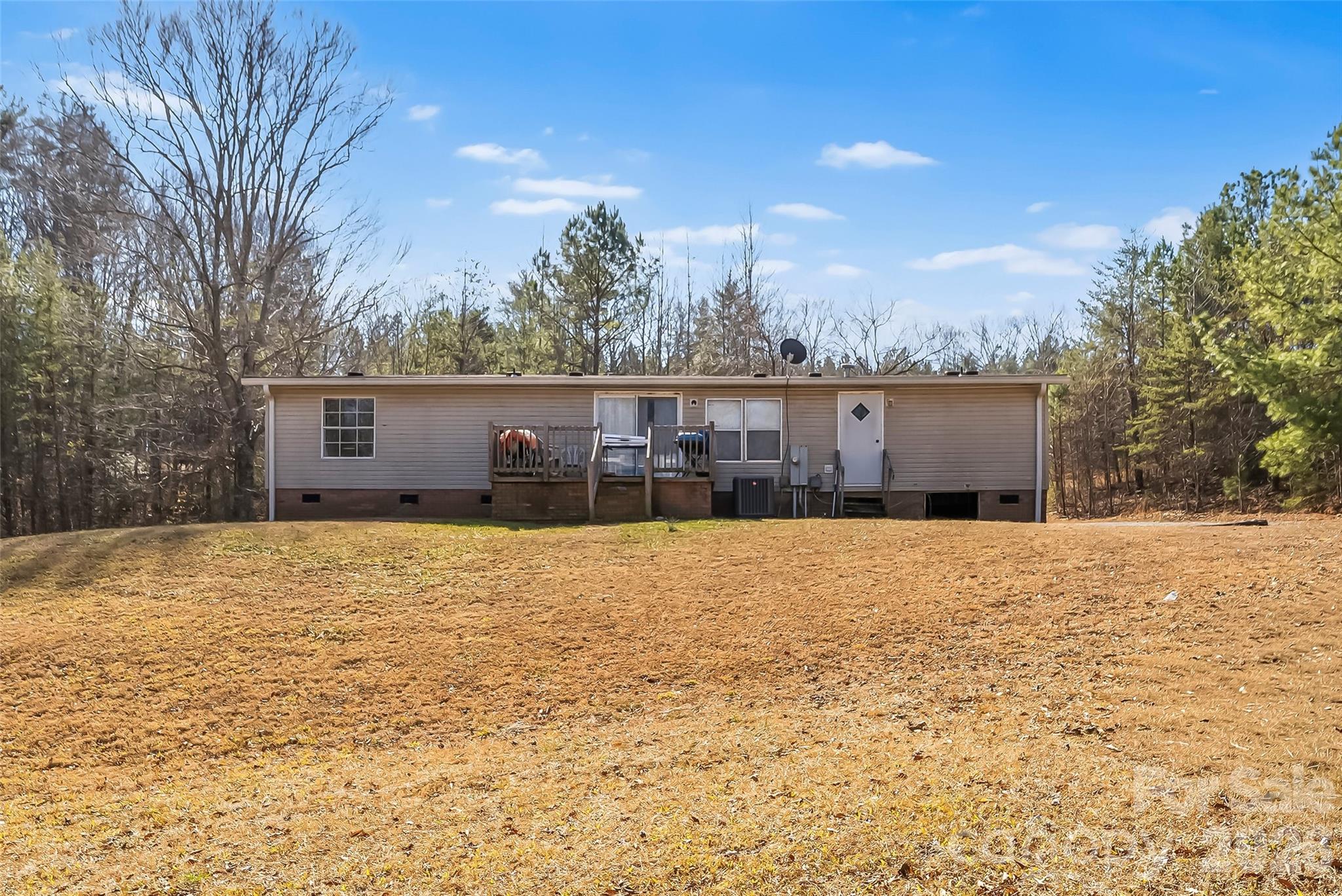 2380 Race Track Street Morganton, NC 28655 - Photo 5 of 23