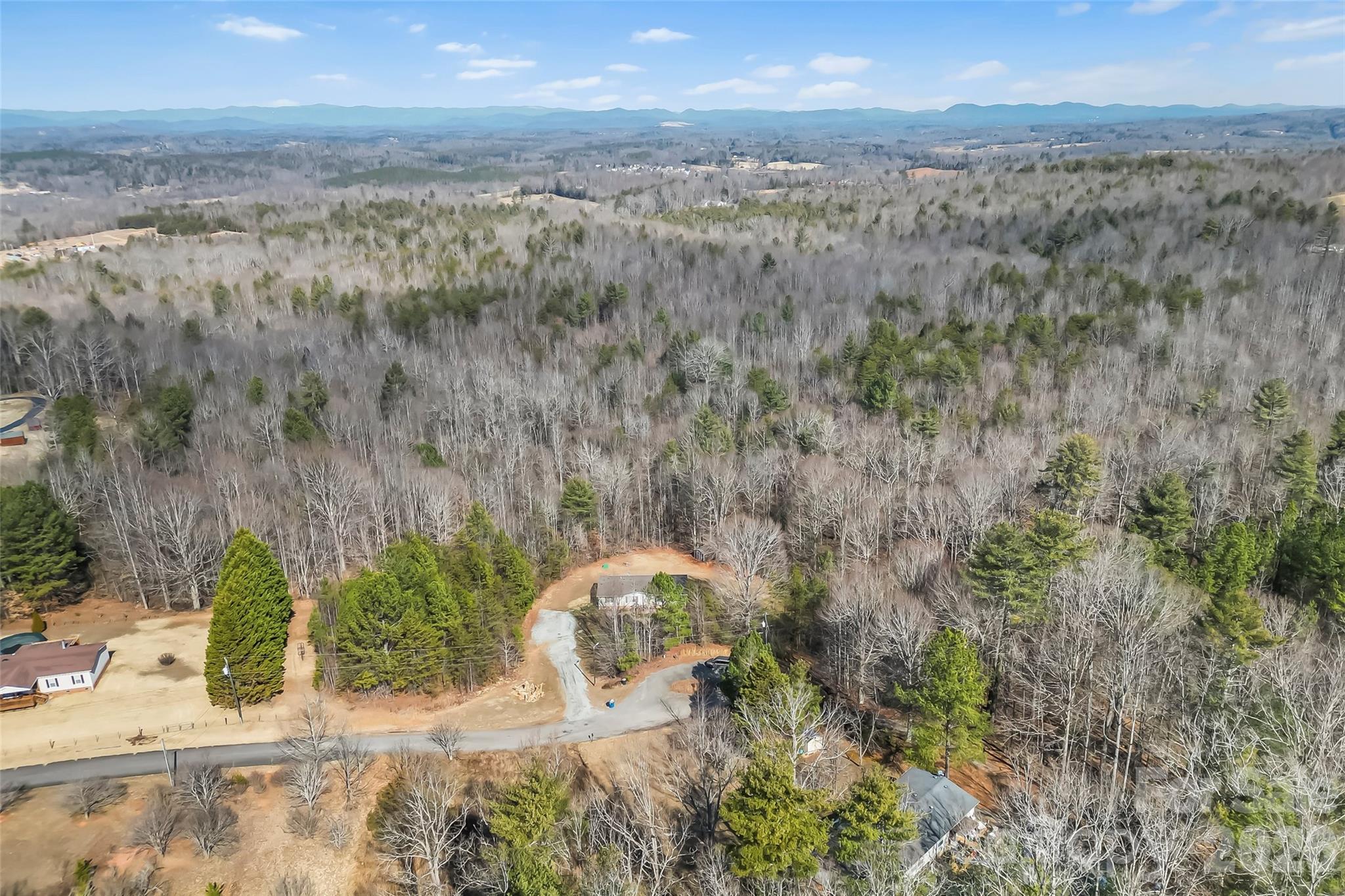 2380 Race Track Street Morganton, NC 28655 - Photo 9 of 23