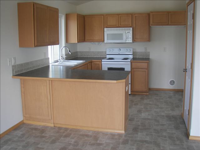 5401 North Calvin Road Spokane Valley, WA 99216 - Photo 2 of 9 Gallery Image 2