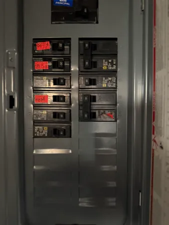 $160,000 | 16767 Lincoln Avenue, Eastpointe, MI 48021