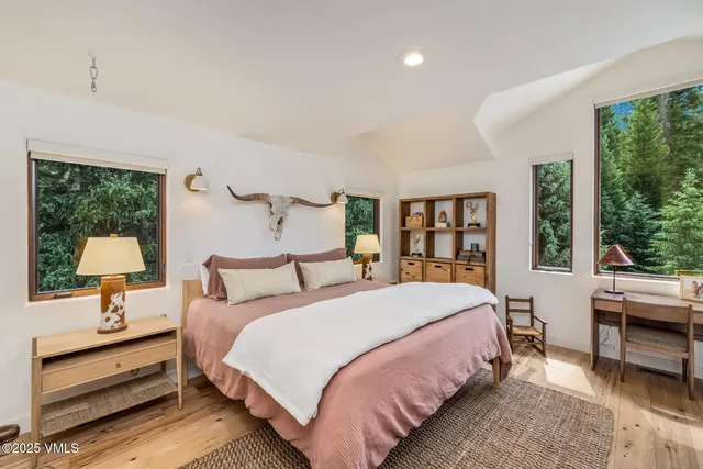 $10,950,000 | 801 Holy Cross Drive, Edwards, CO 81632