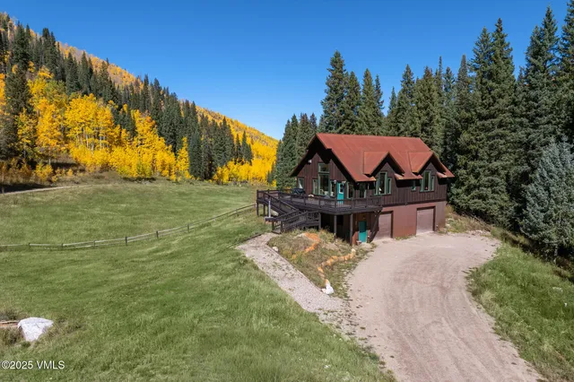 a bathroom with a sink vanity and a mirror