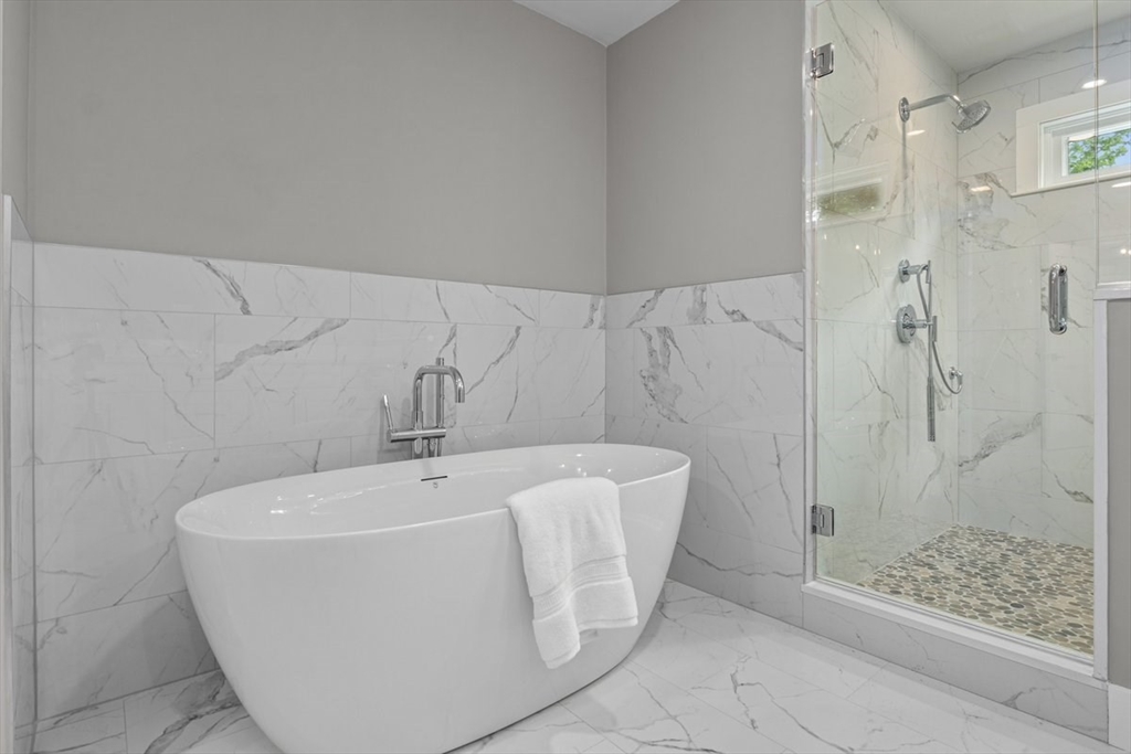 17 Sunrise Road Westwood, MA 02090 - Photo 29 of 42 Gallery Image 29