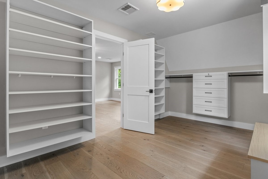17 Sunrise Road Westwood, MA 02090 - Photo 31 of 42 Gallery Image 31