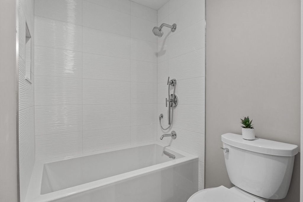 17 Sunrise Road Westwood, MA 02090 - Photo 33 of 42 Gallery Image 33