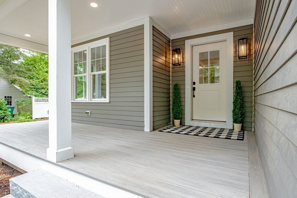 17 Sunrise Road Westwood, MA 02090 - Photo 5 of 42 Gallery Image 5