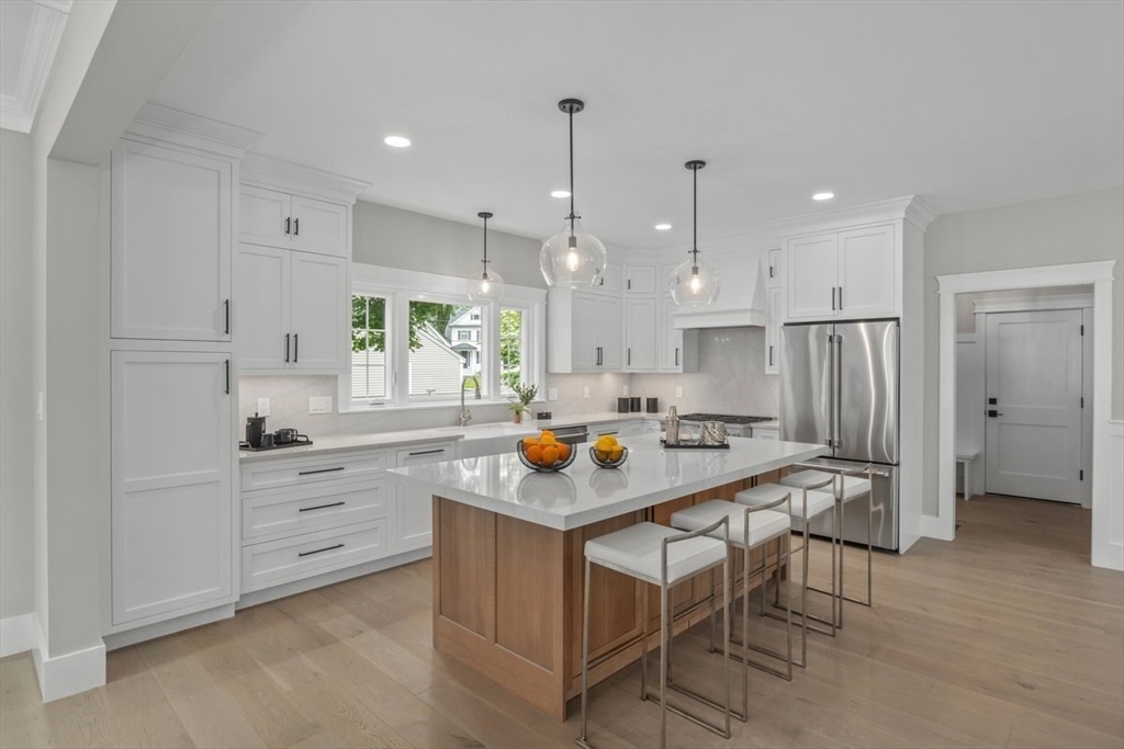 17 Sunrise Road Westwood, MA 02090 - Photo 8 of 42 Gallery Image 8