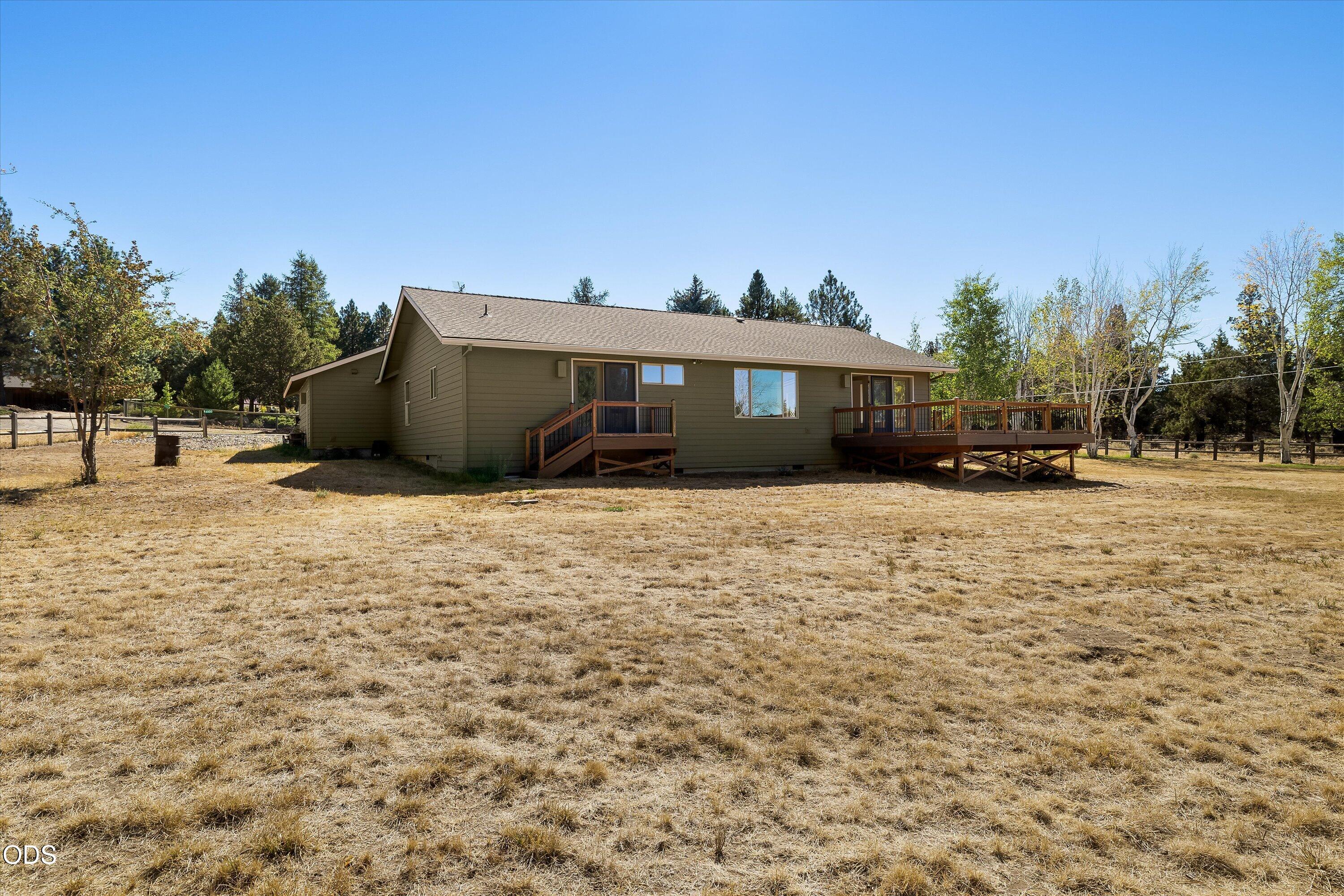 65015 Hopper Road Bend, OR 97703 - Photo 34 of 49 Gallery Image 34