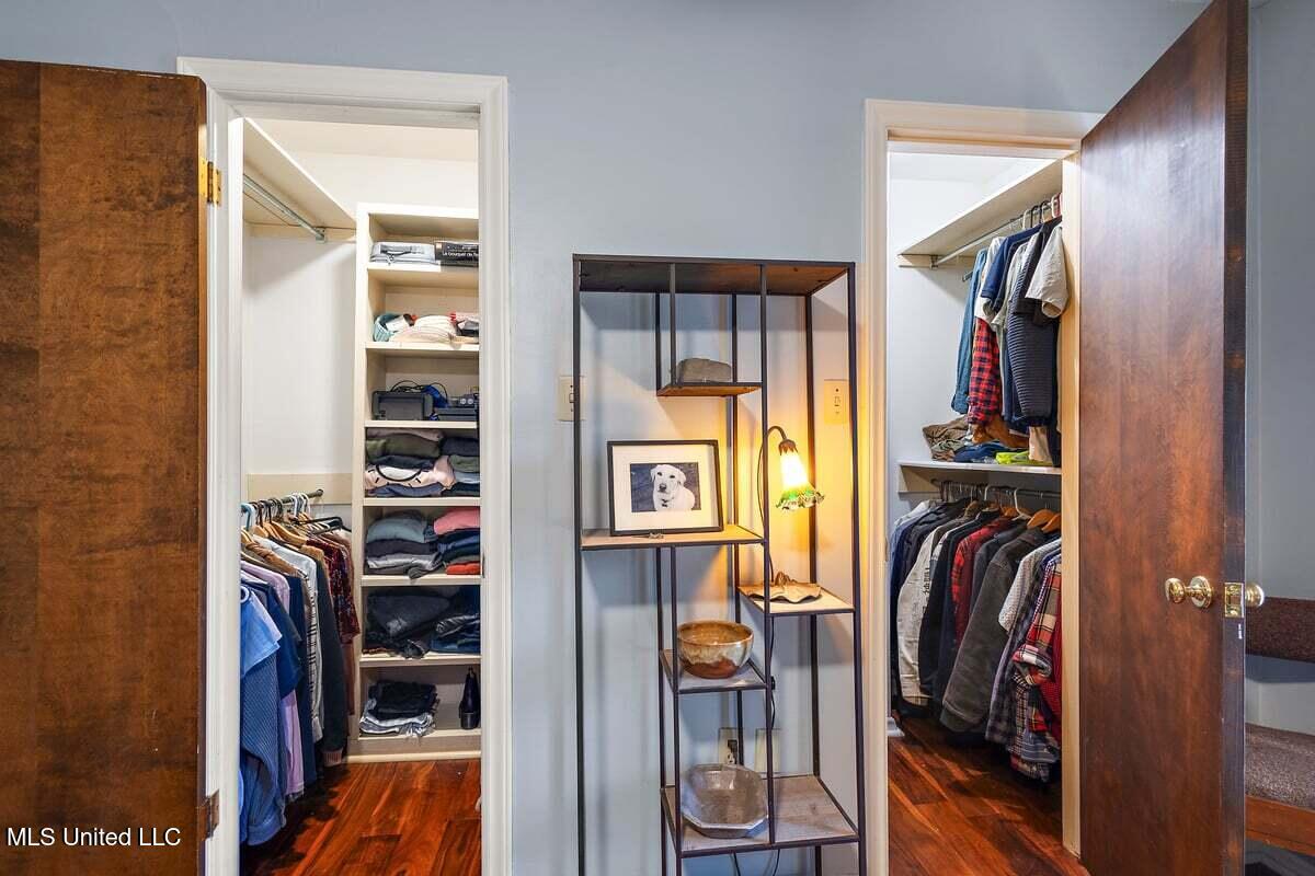 1423 Roxbury Place Jackson, MS 39211 - Photo 20 of 39 Downstairs Primary Bedroom Closets