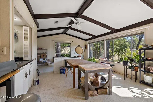 $389,000 | 1423 Roxbury Place, Jackson, MS 39211