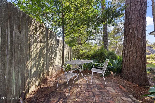 $450,000 | 1423 Roxbury Place, Jackson, MS 39211