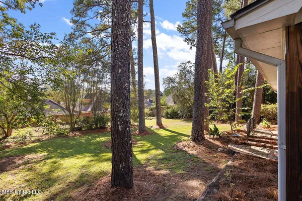 $389,000 | 1423 Roxbury Place, Jackson, MS 39211