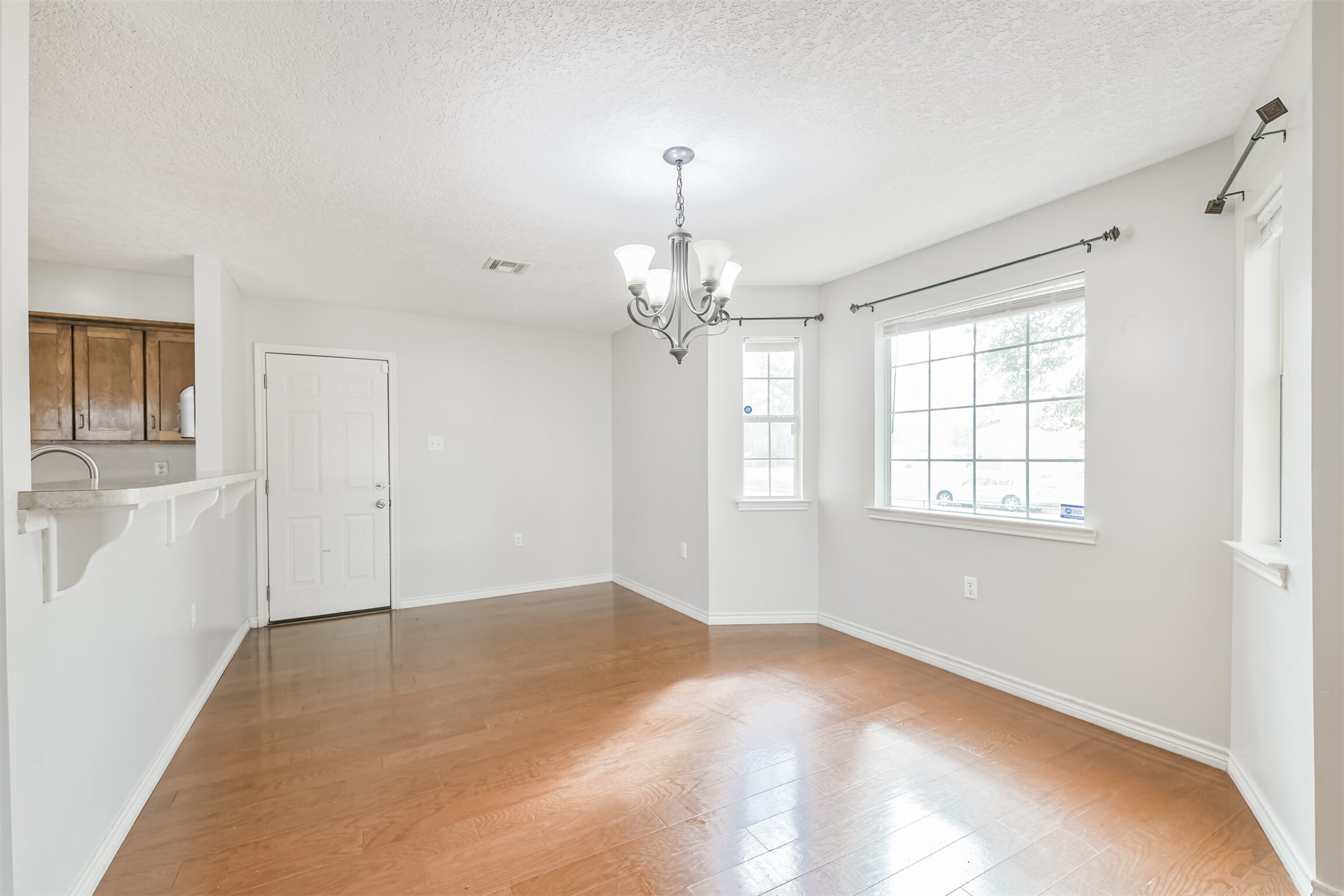 1103 Williams Street Cleveland, TX 77327 - Photo 17 of 32 a view of livingroom with window