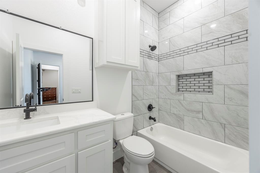 800 East Joplin Road Bridgeport, TX 76426 - Photo 15 of 36