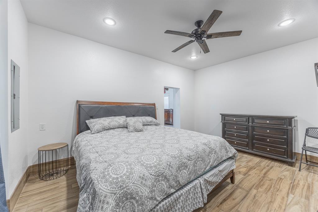 800 East Joplin Road Bridgeport, TX 76426 - Photo 20 of 36