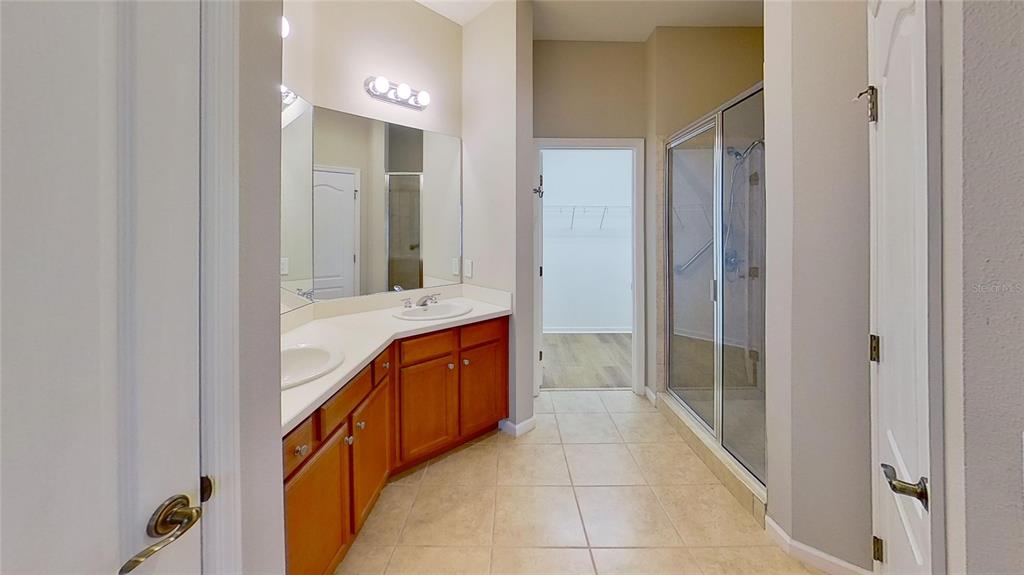 10620 Whittington Court Largo, FL 33771 - Photo 14 of 68