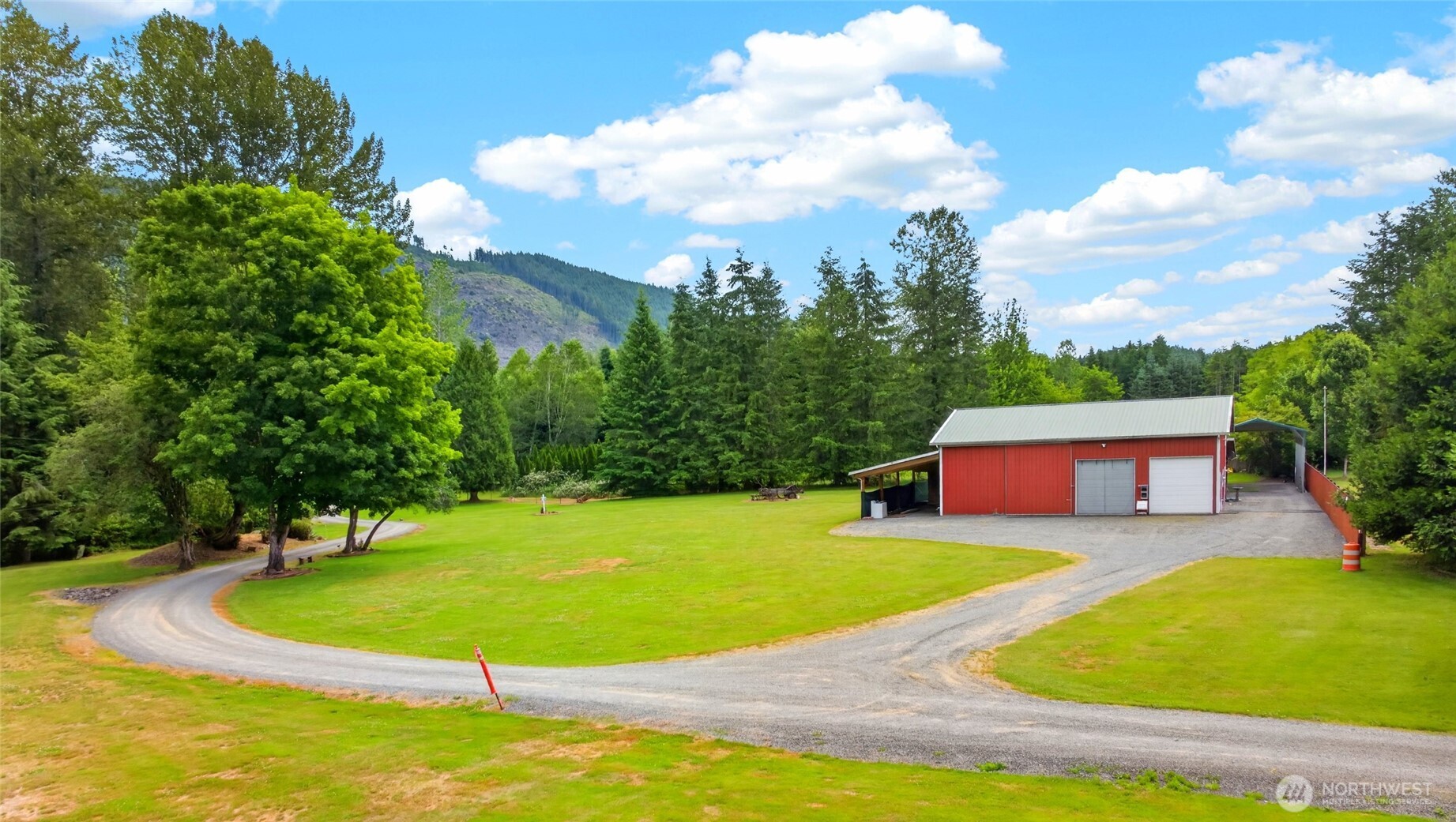 13630 Jordan Road Arlington, WA 98223 - Photo 4 of 30