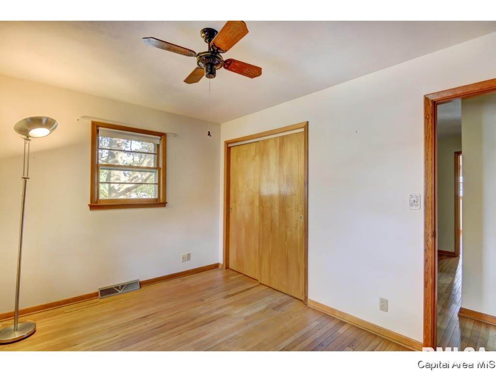 2424 Haverford Road Springfield, IL 62704 - Photo 21 of 33