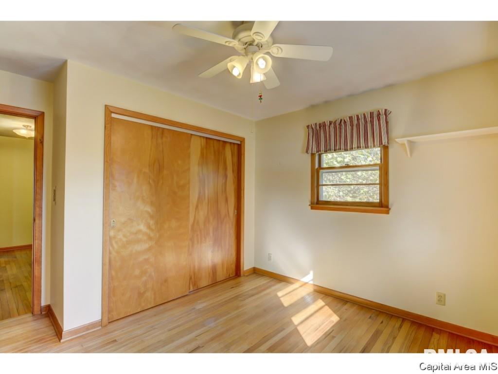 2424 Haverford Road Springfield, IL 62704 - Photo 23 of 33