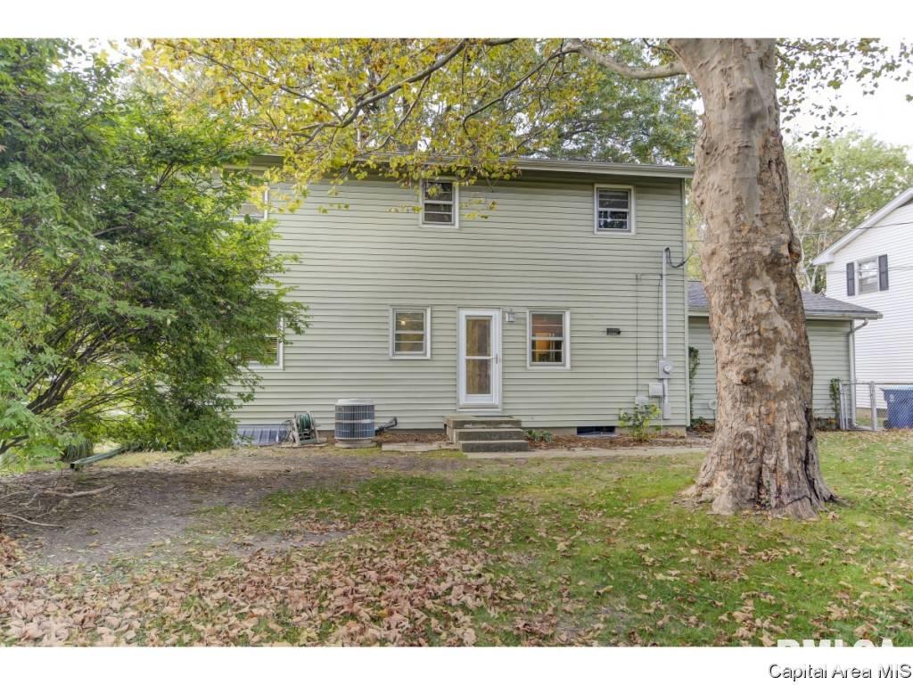 2424 Haverford Road Springfield, IL 62704 - Photo 29 of 33