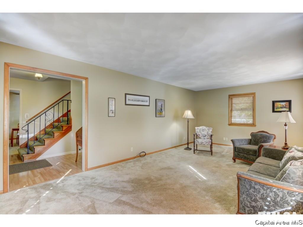 2424 Haverford Road Springfield, IL 62704 - Photo 4 of 33