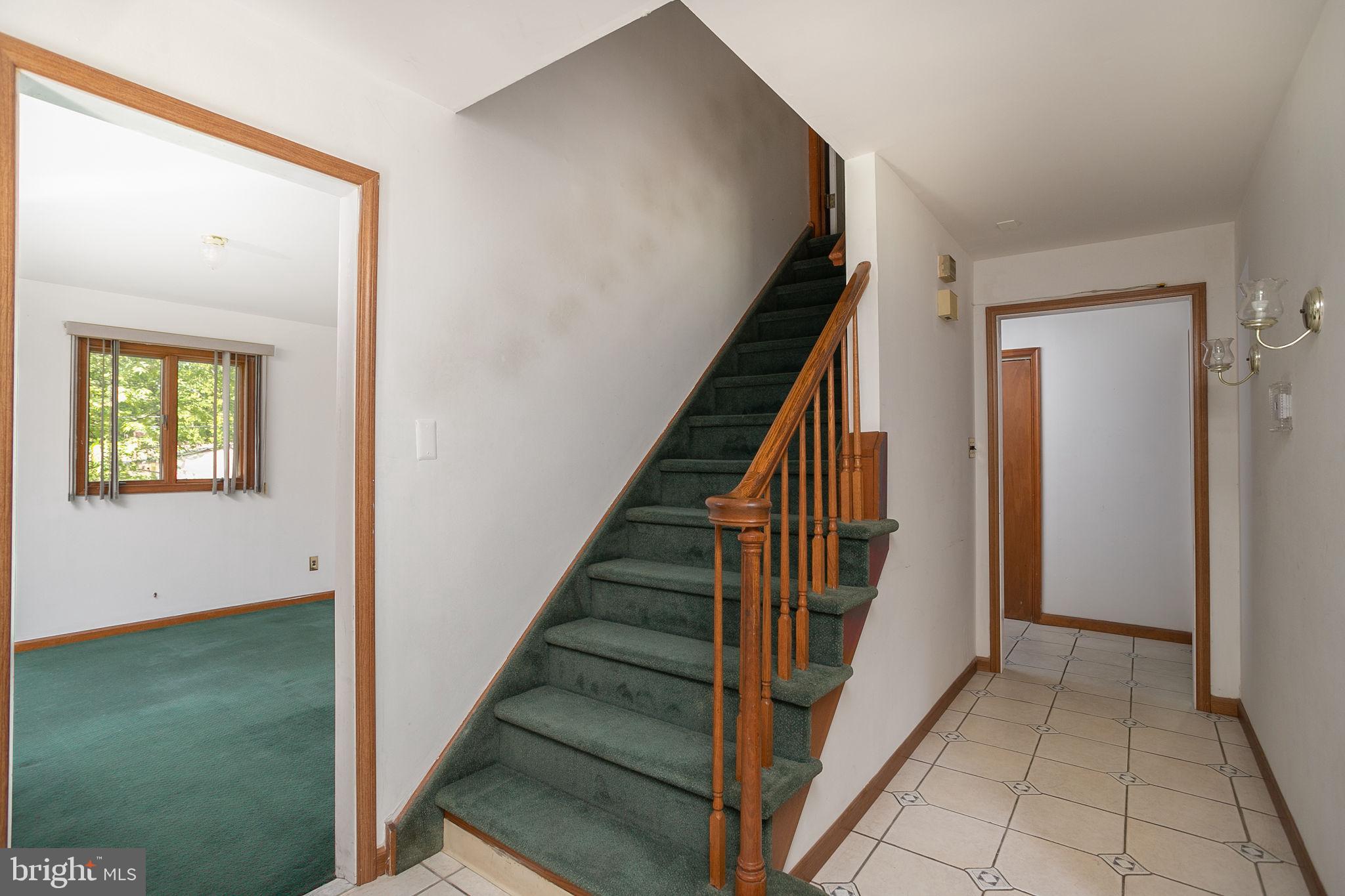 126 Highway 68 Wrightstown, NJ 08562 - Photo 4 of 25