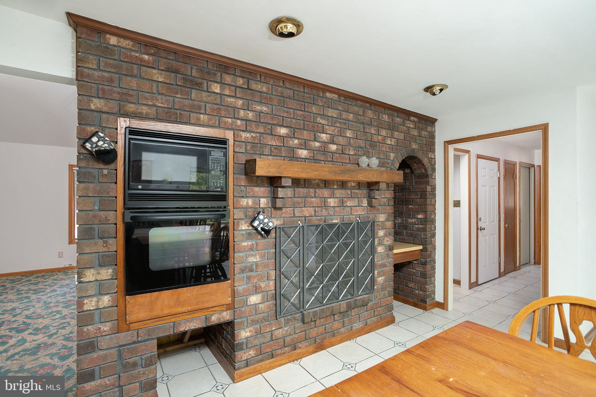 126 Highway 68 Wrightstown, NJ 08562 - Photo 10 of 25