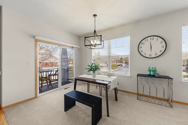 $450,000 | 1101 Ironwood Lane, Lisle, IL 60532