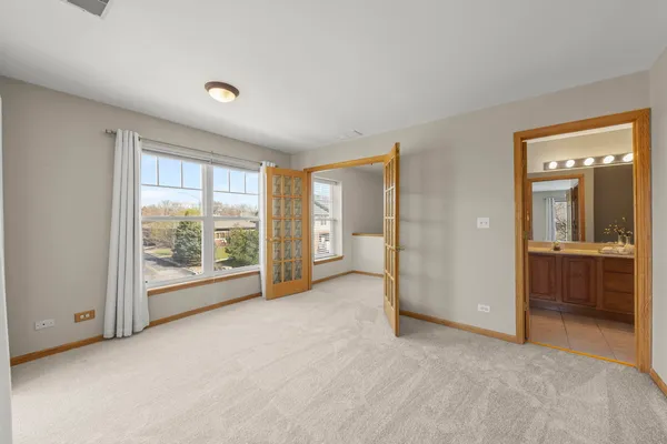 $450,000 | 1101 Ironwood Lane, Lisle, IL 60532