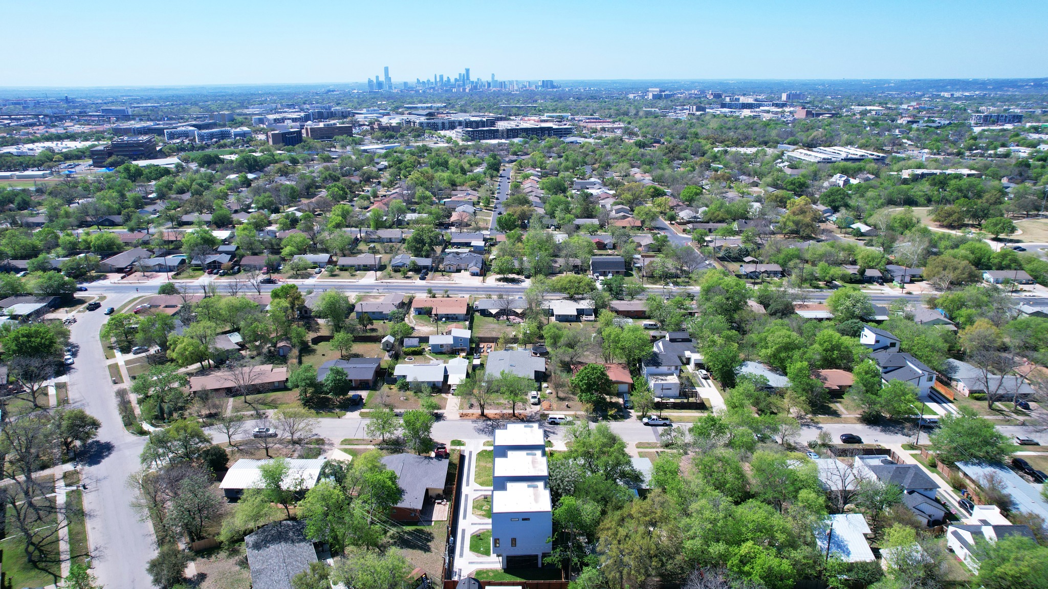 100 West Odell Street, Unit 2 Austin, TX 78752 - Photo 34 of 36 Aerial view of residential area