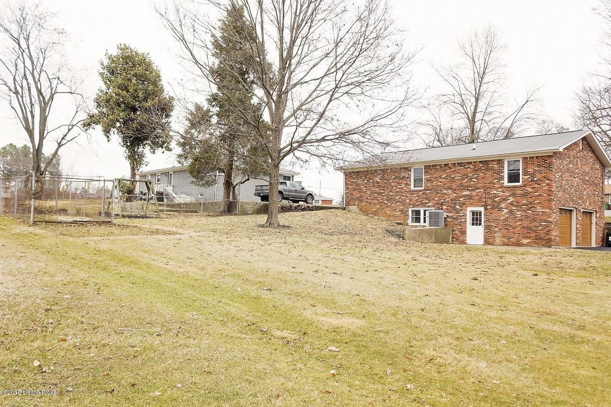 119 Edgewood Road Radcliff, KY 40160 - Photo 5 of 34 006
