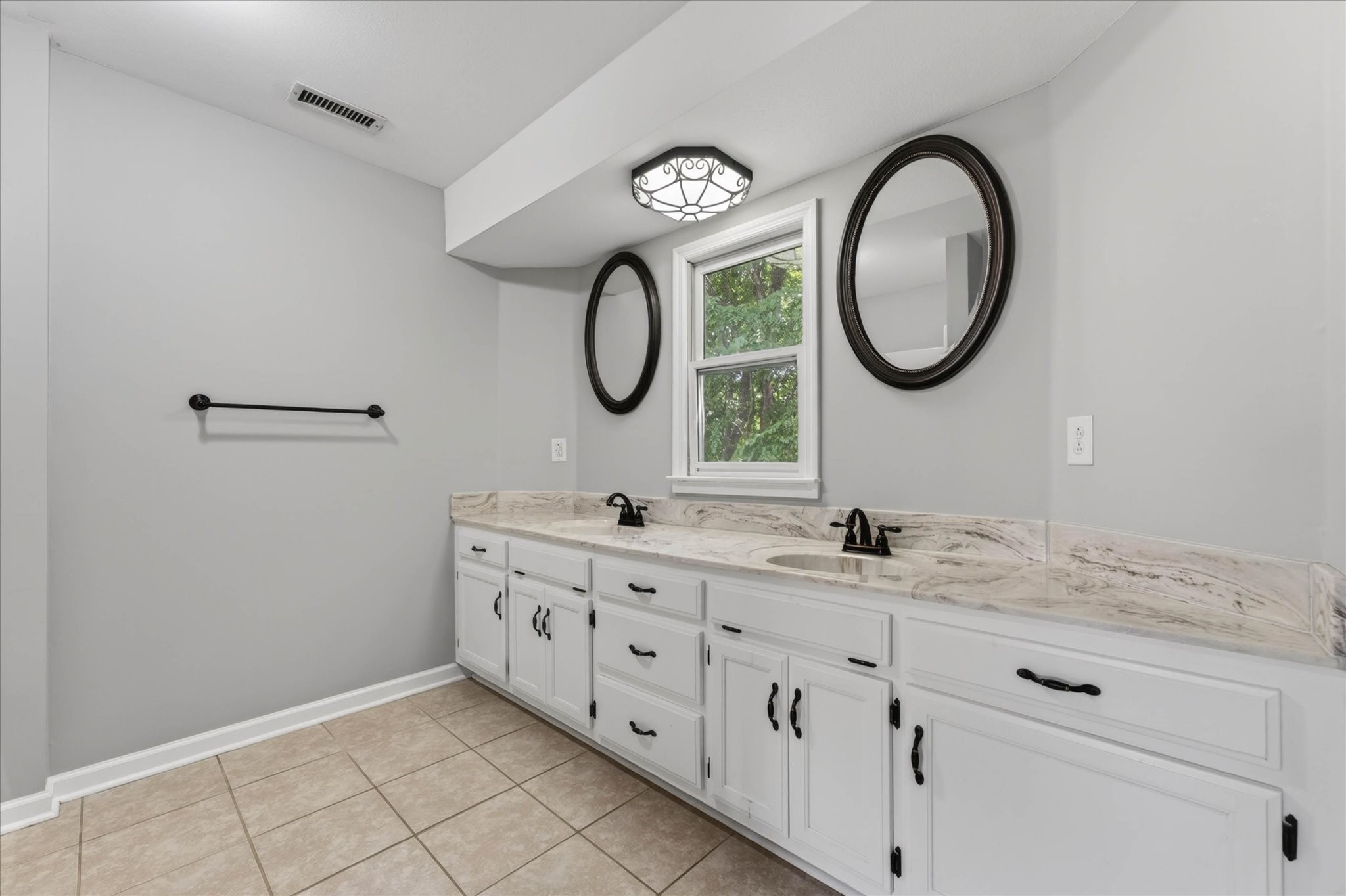2200 Springlot Road Clarksville, TN 37043 - Photo 25 of 39