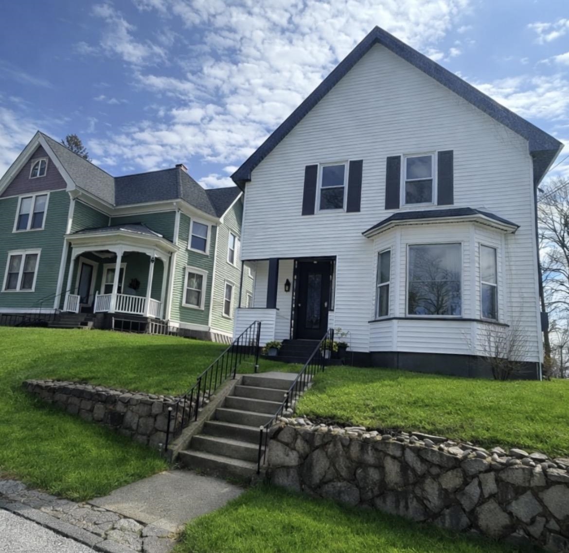 493 Manchester Street, Unit 1 Manchester, NH 03103 - Photo 1 of 20
