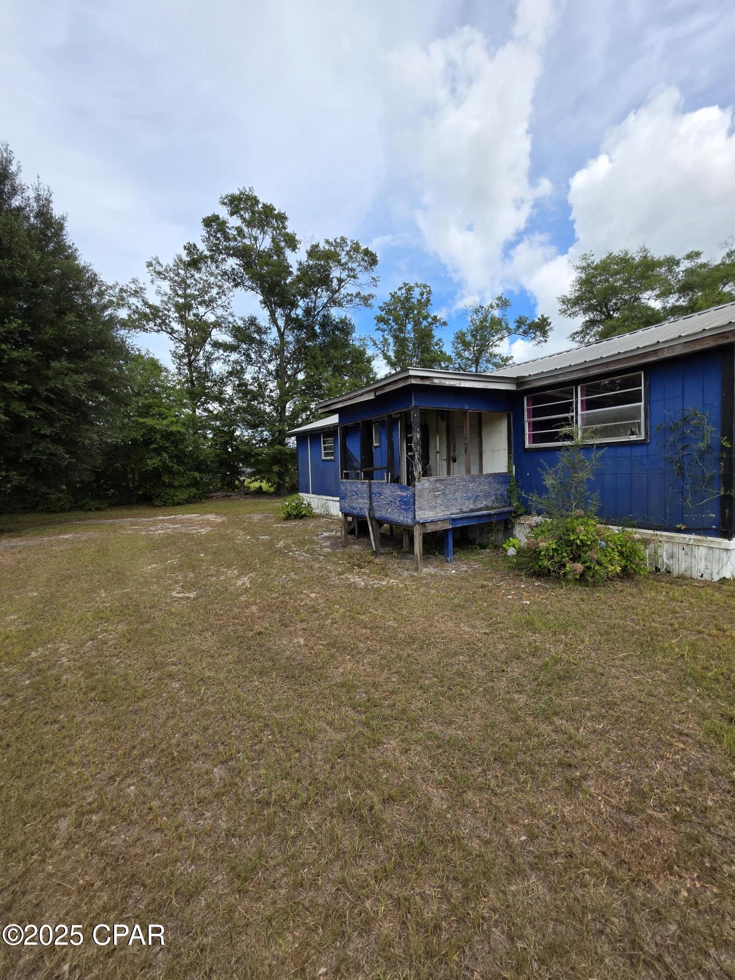 6285 Hartsfield Road Greenwood, FL 32443 - Photo 2 of 14