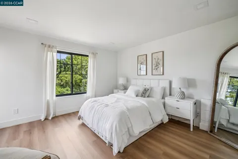 $3,988,000 | 205 Crestview Drive, Orinda, CA 94563