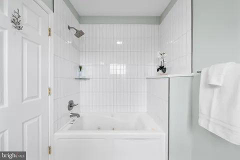 $345,000 | 5202 Ridge Avenue, Philadelphia, PA 19128