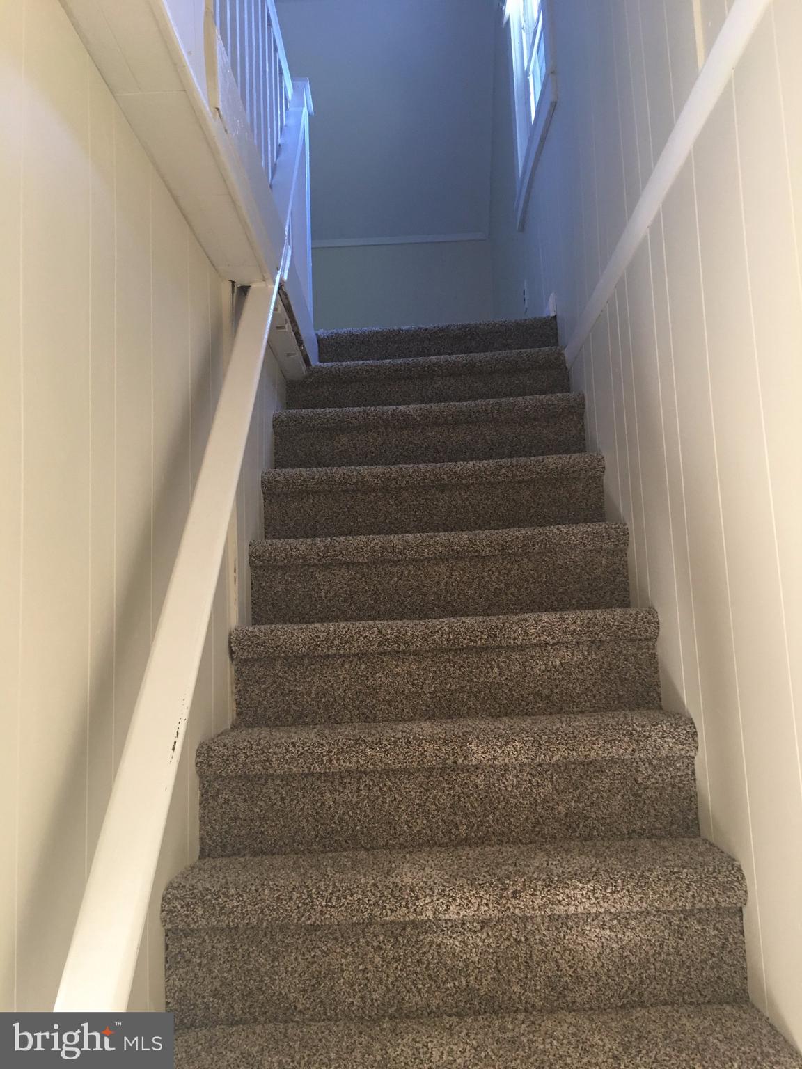 5955 Eskridge Road Rhodesdale, MD 21659 - Photo 9 of 12 Stairway