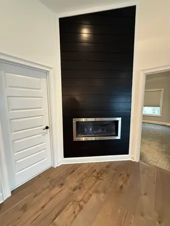 $3,250 | 11 Cottage Park Drive, Dover, NH 03820