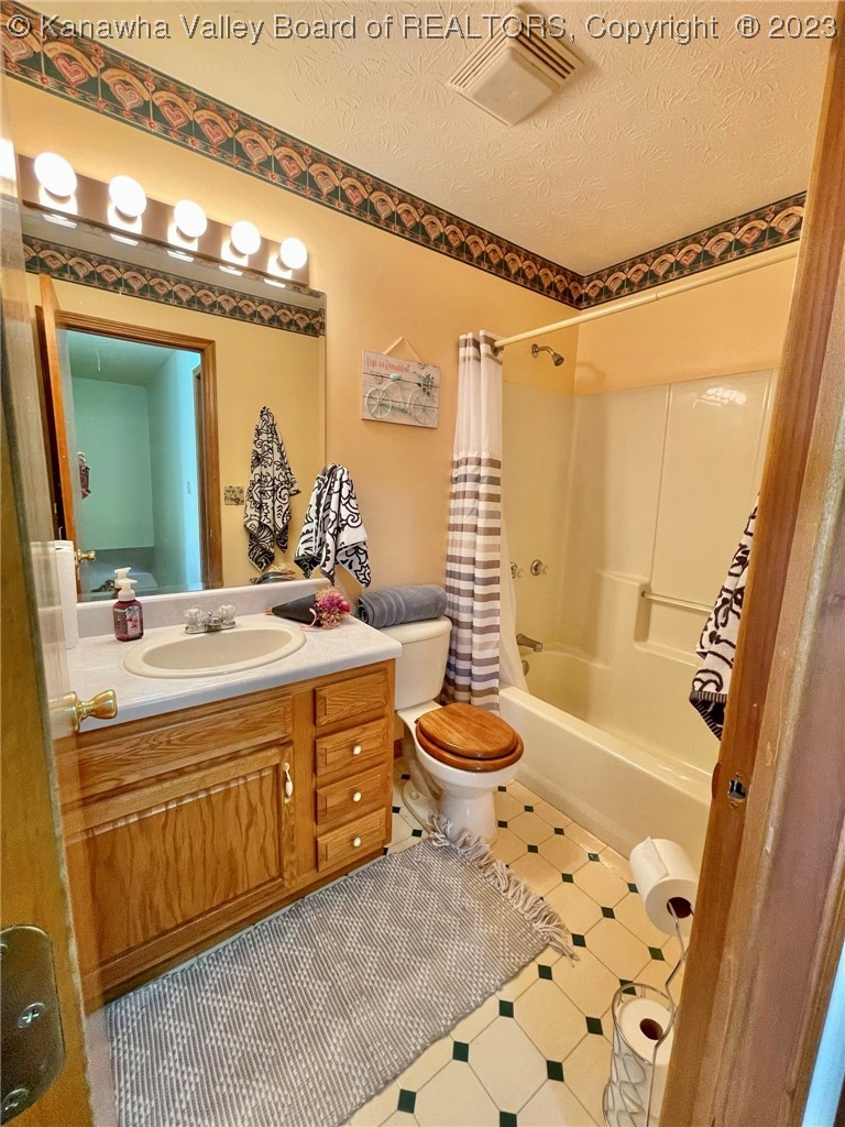 8823 Charleston Road Ripley, WV 25271 - Photo 33 of 48 Gallery Image 33