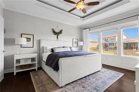 $550,000 | 7445 Northwest Forest Lakes Drive, Parkville, MO 64152