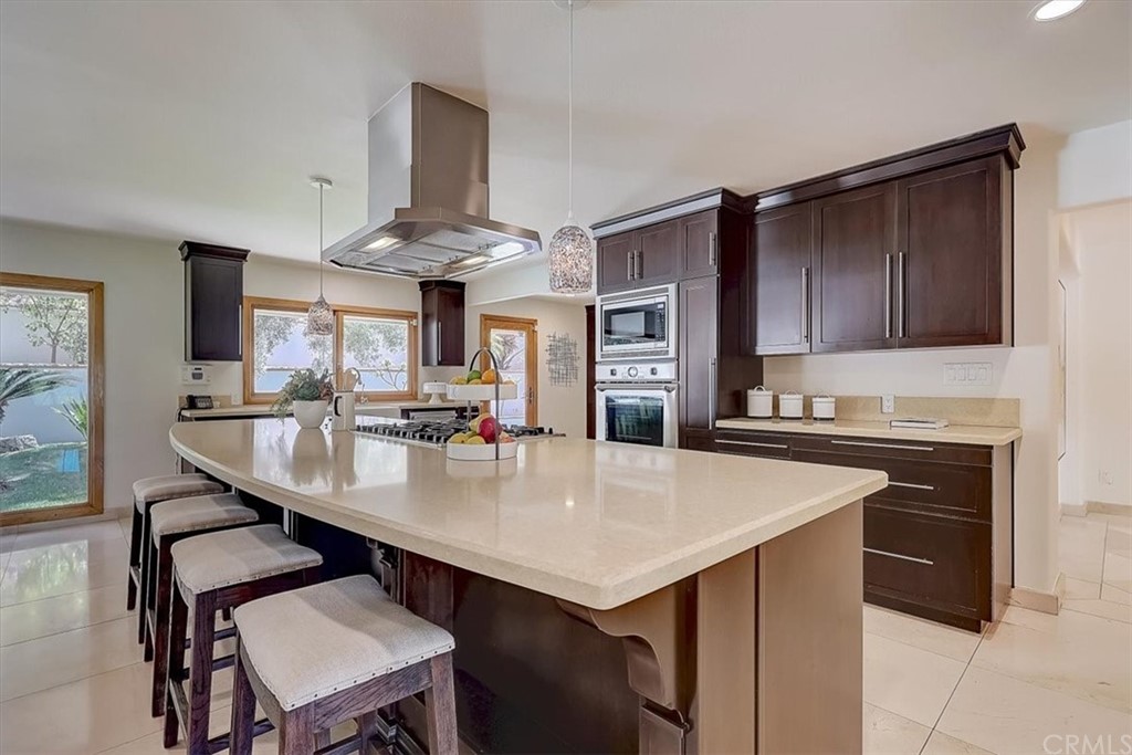 12392 Ranchview Drive Santa Ana, CA 92705 - Photo 13 of 72