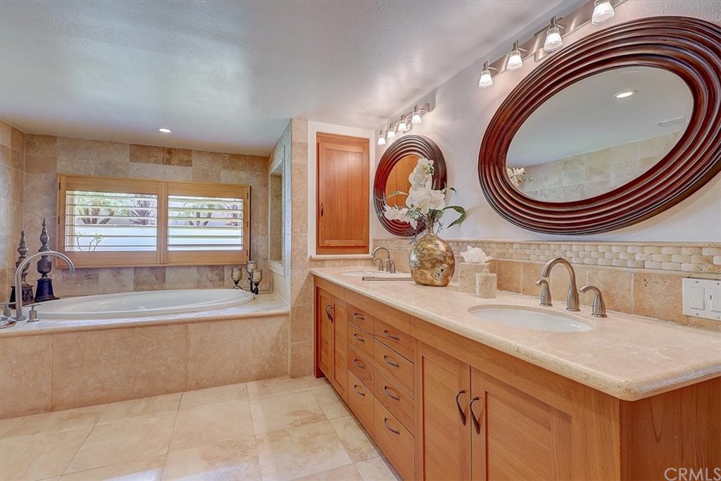 12392 Ranchview Drive Santa Ana, CA 92705 - Photo 39 of 72