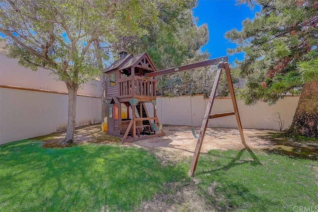 12392 Ranchview Drive Santa Ana, CA 92705 - Photo 68 of 72