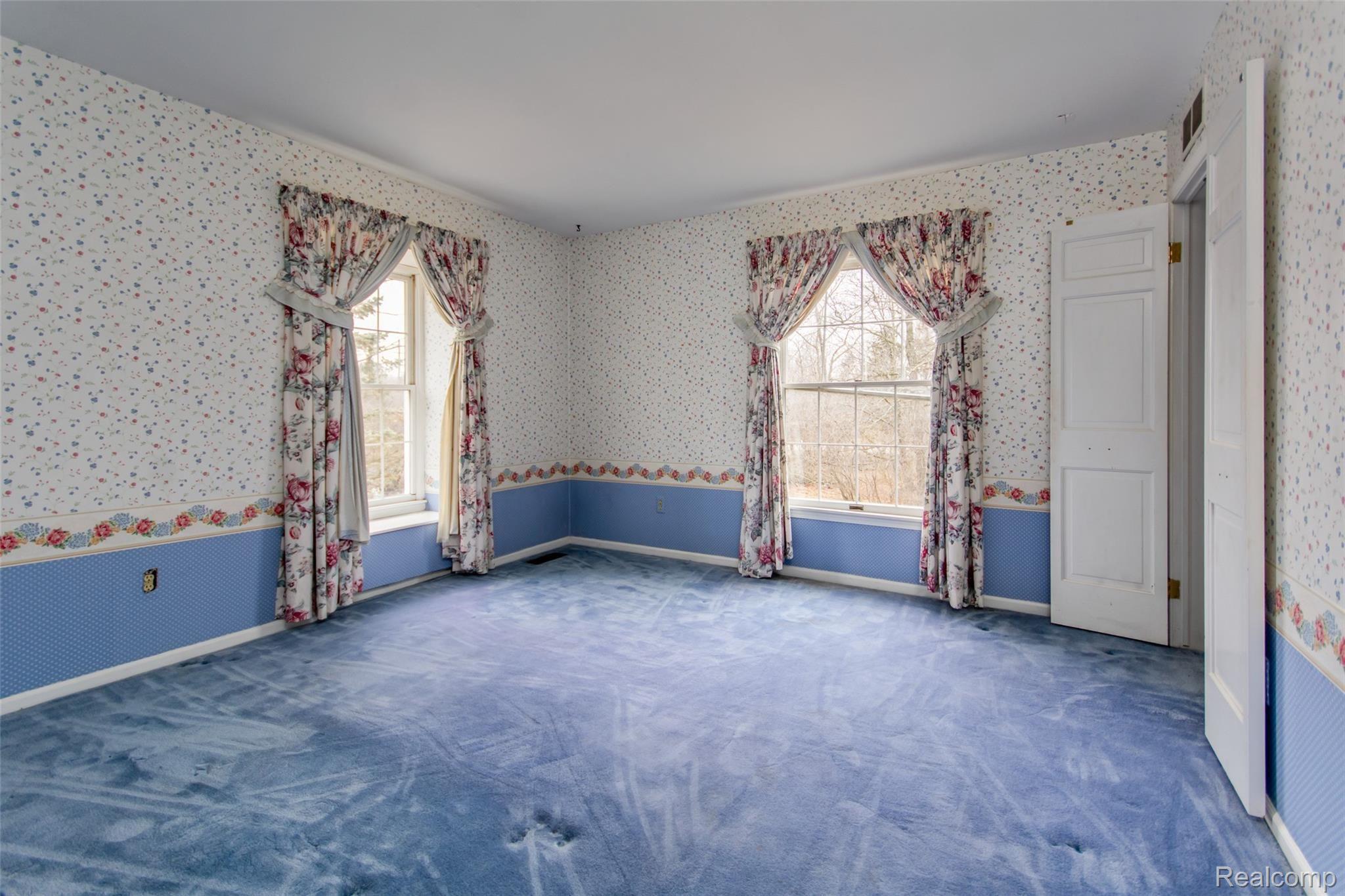 8475 Bridge Road Grosse Ile, MI 48138 - Photo 57 of 68 DSC_5188enf.jpg