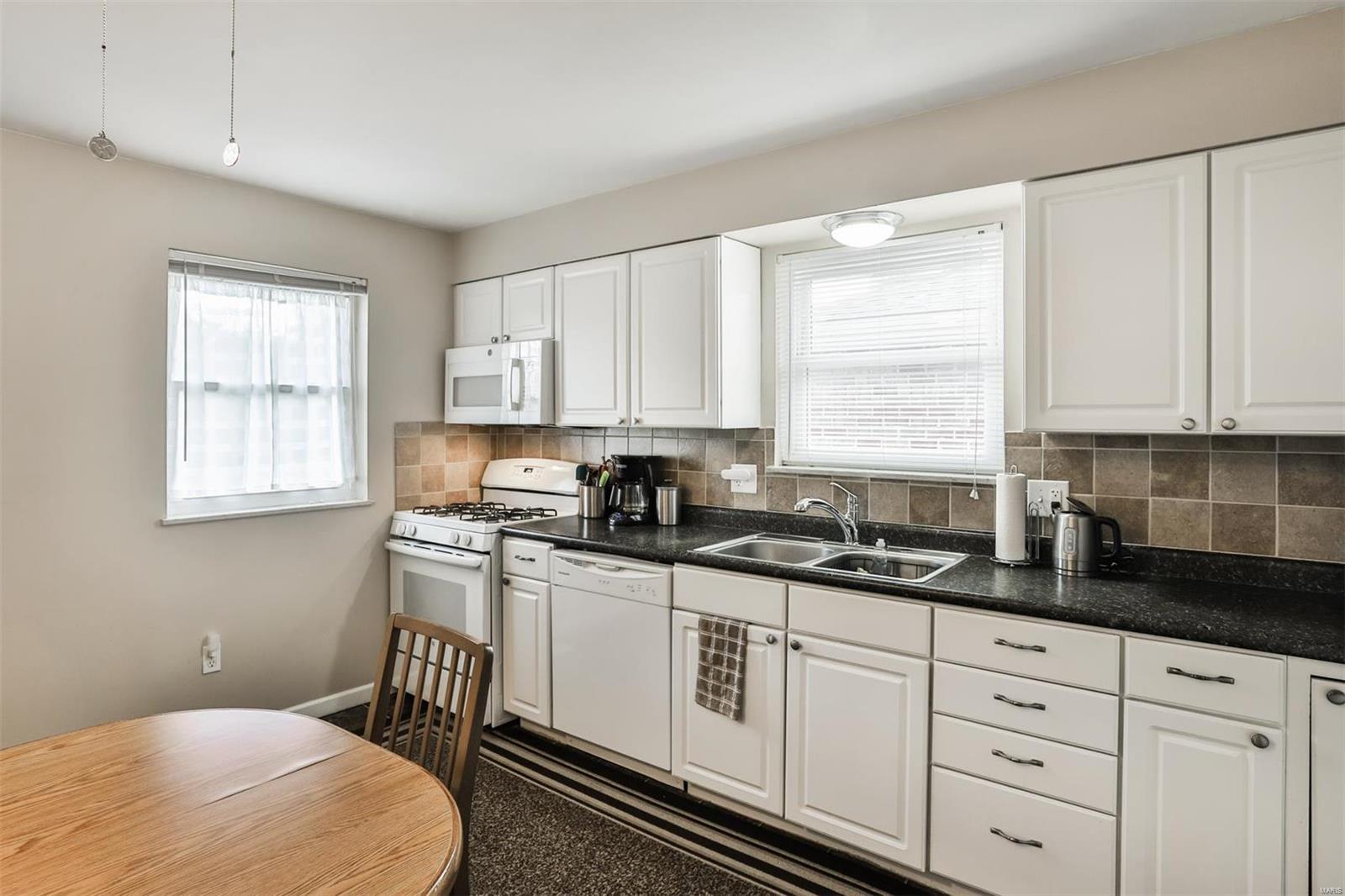 6130 Morgan Ford Road St. Louis, MO 63116 - Photo 14 of 36 Gallery Image 14