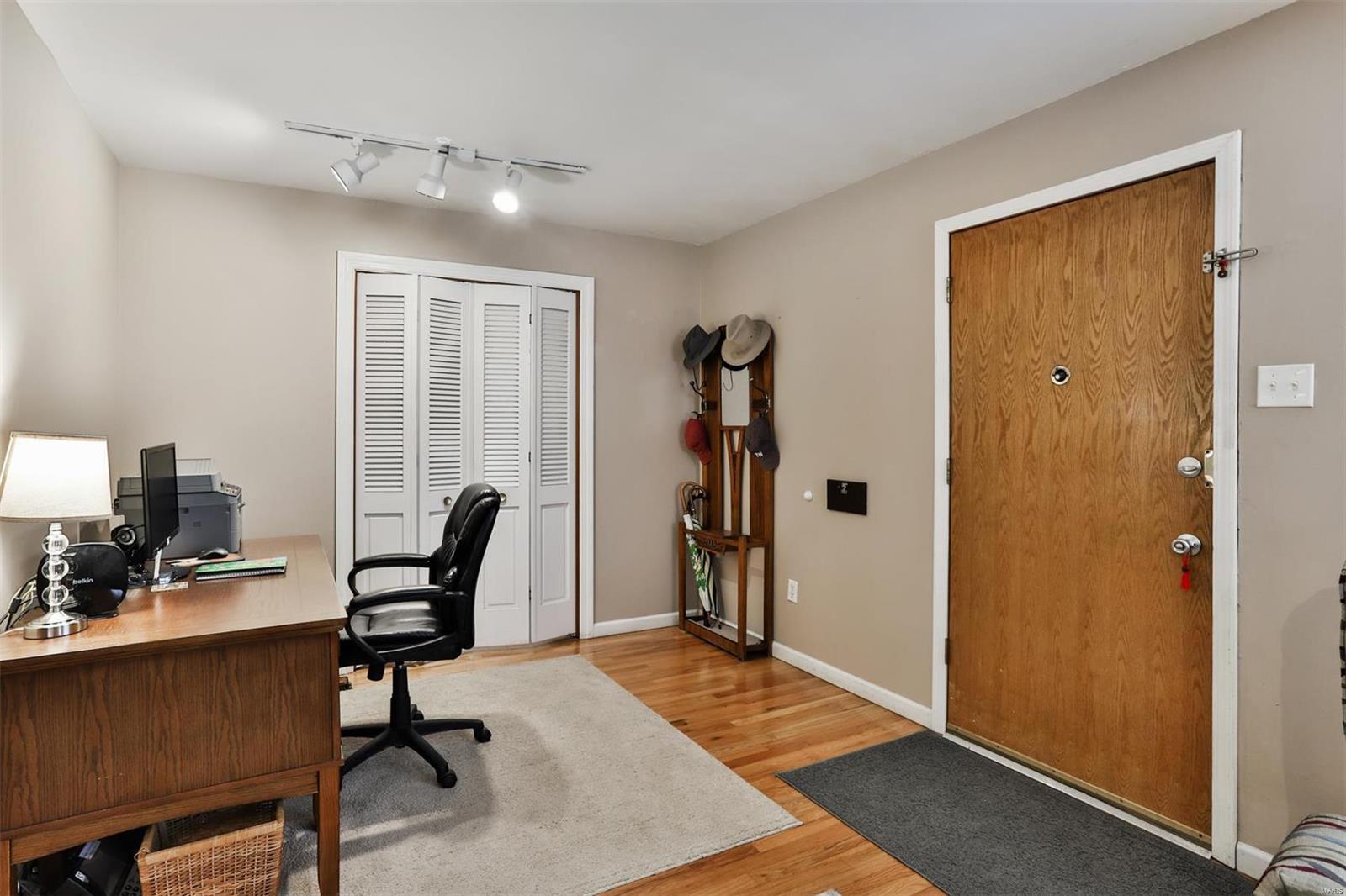 6130 Morgan Ford Road St. Louis, MO 63116 - Photo 8 of 36 Gallery Image 8