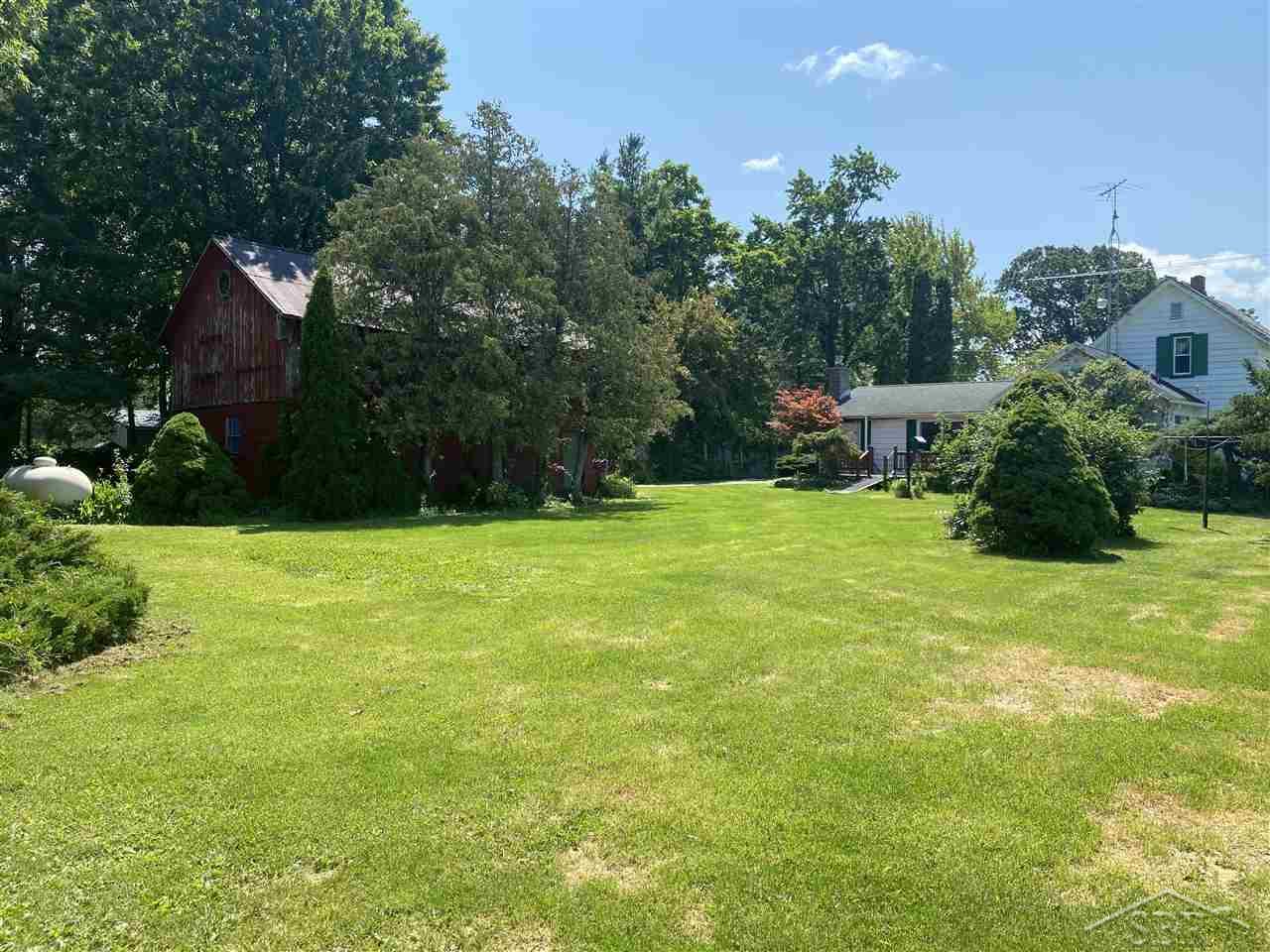 4447 East Laporte Road Freeland, MI 48623 - Photo 11 of 35